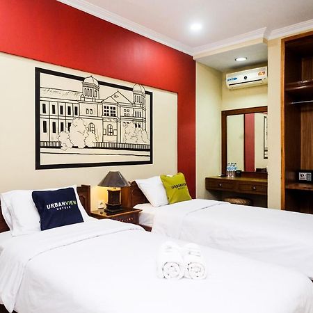 Urbanview Hotel Syariah Wisnugraha By Reddoorz Yogyakarta Eksteriør billede